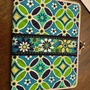 Cute Vera Bradley quilted photo album clutch purse